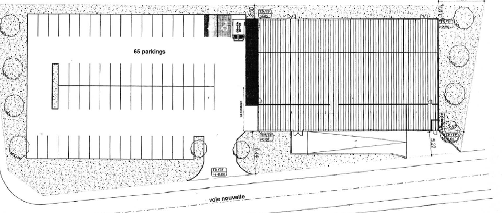 1096 m² A LOUER A GIVET axe passant proche frontière belge