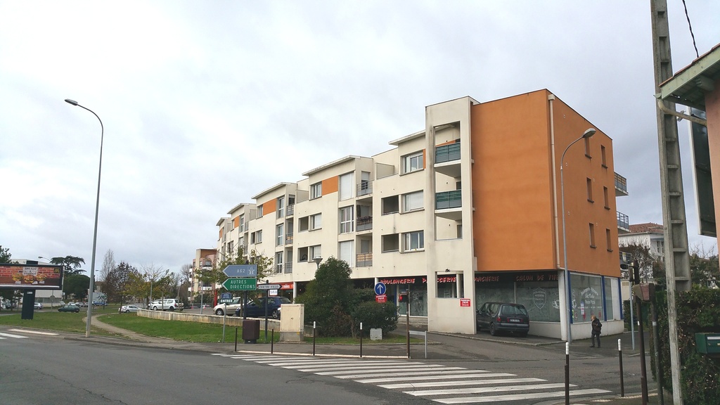 A VENDRE MURS COMMERCIAUX A AGEN 125 m²