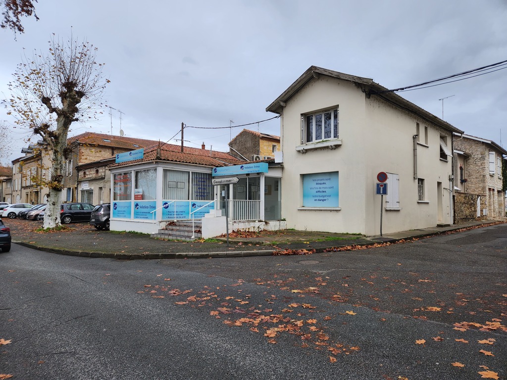 Ensemble de bureaux à Agen