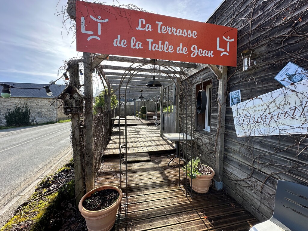 A vendre murs et fonds, restaurant bistronomique, Périgord N