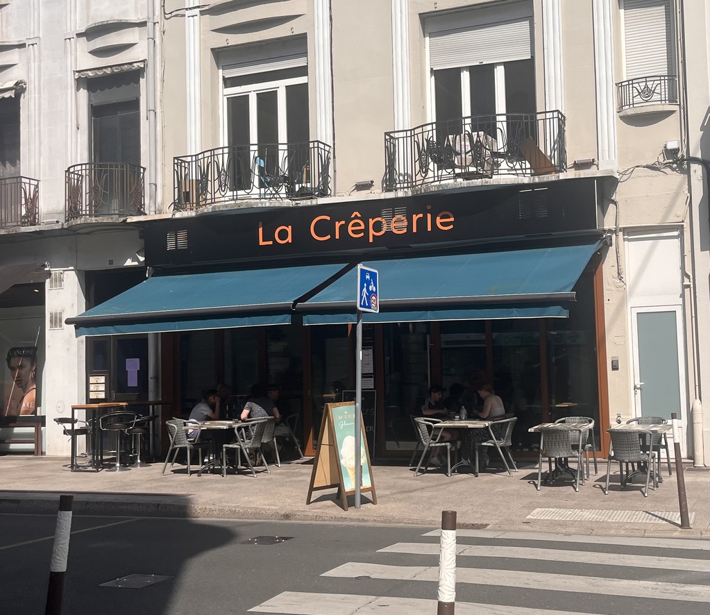 Fonds de commerce de creperie ou restauration rapide emplace