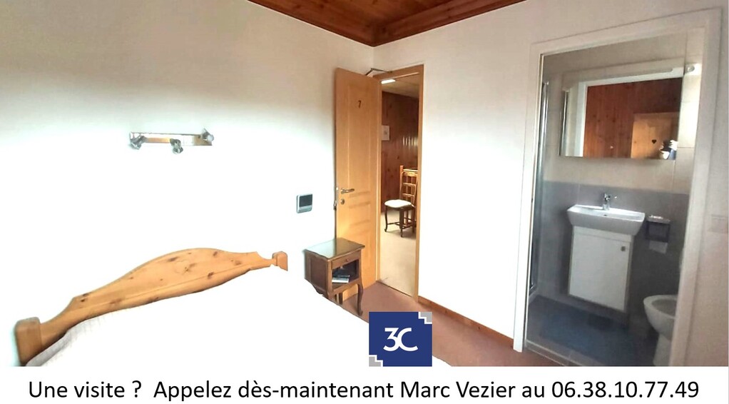 Murs et fonds hôtel 6 mn centre Mesnil Le Roi