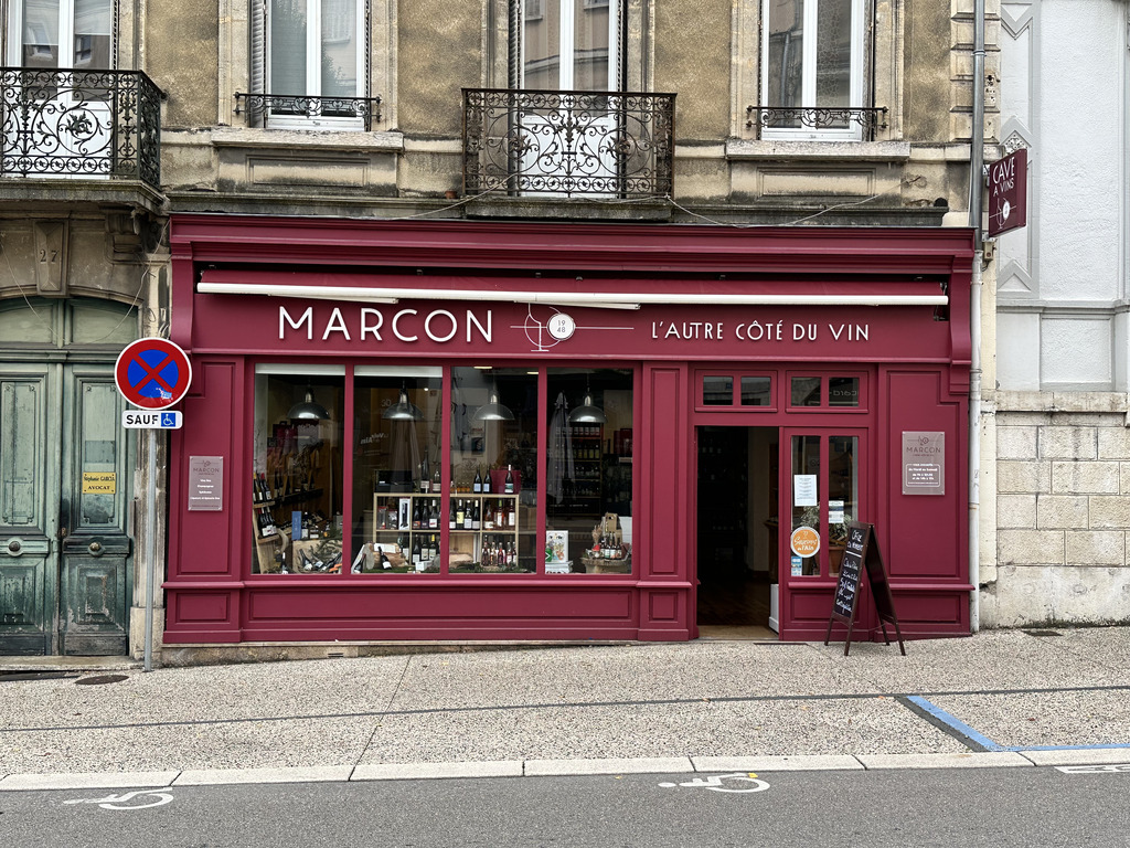 Exclusivité - Fonds de commerce Cave à Vins - Centre Bourg-e