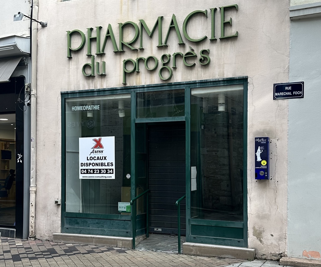 LOCAL/BOUTIQUE 45 RUE FOCH 43,30 m² (Carrez)