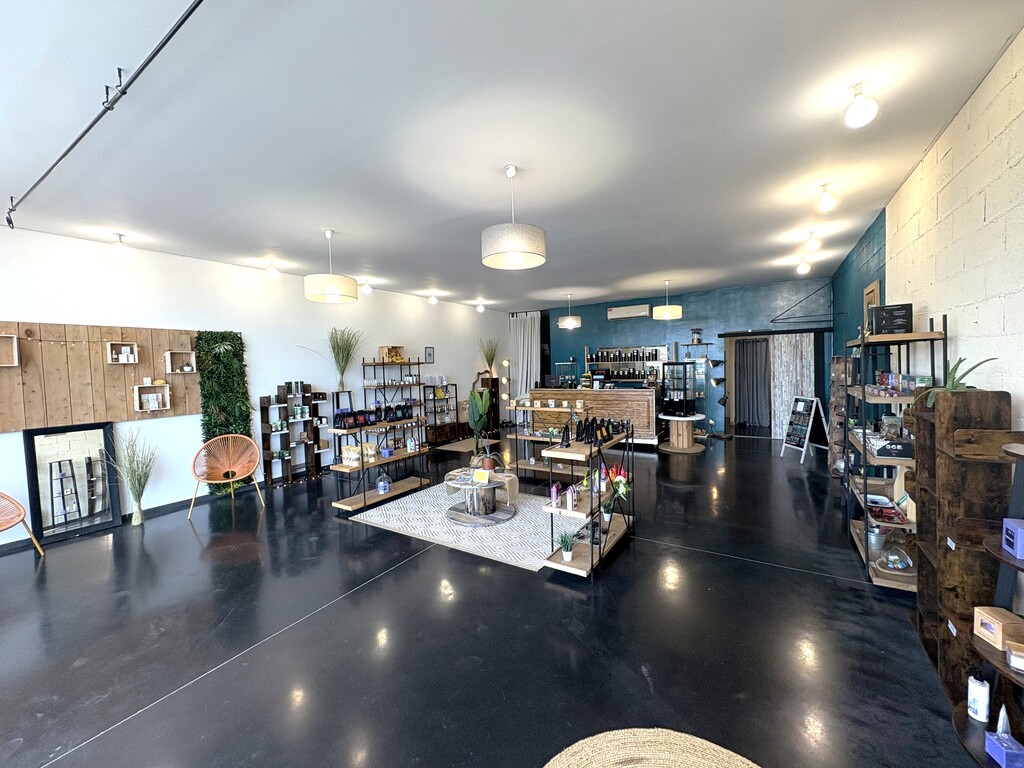 Local commercial 92m² secteur Sud 