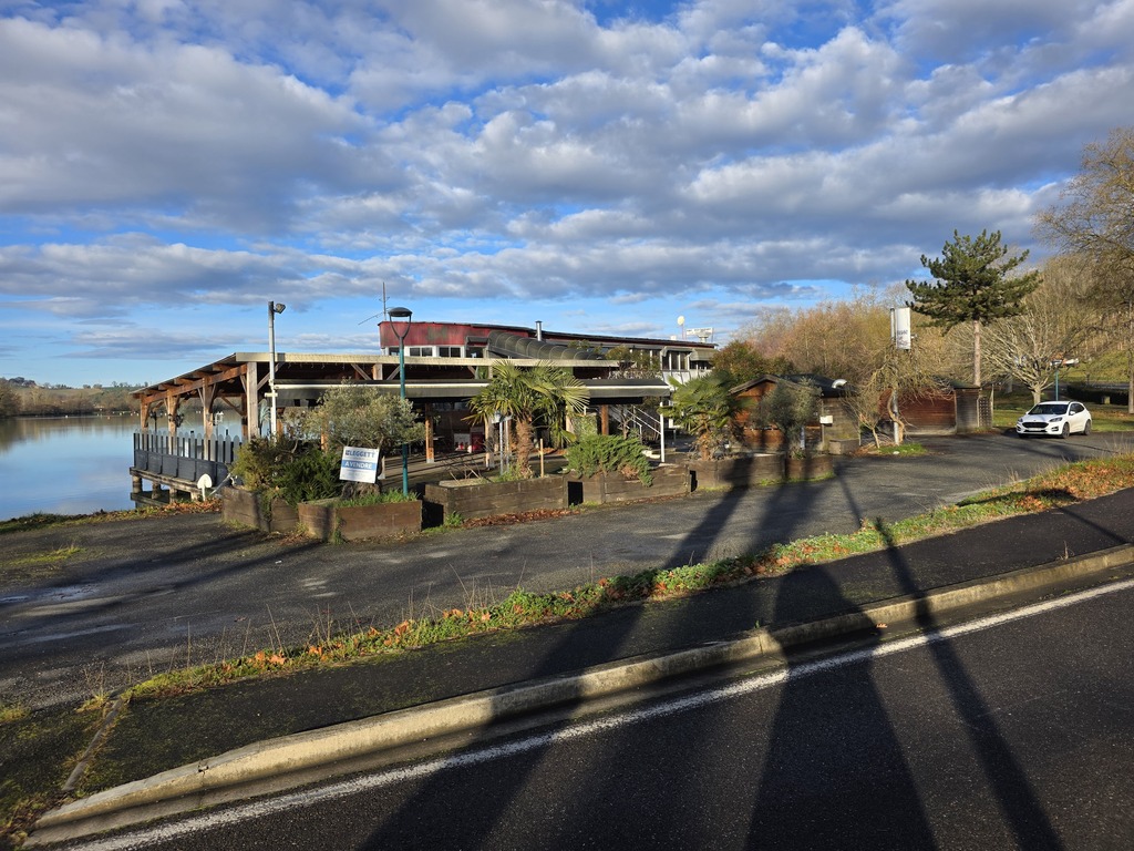 Fonds de commerce à vendre - Café - Hôtel - Restaurant - Armentieux (32230) -...