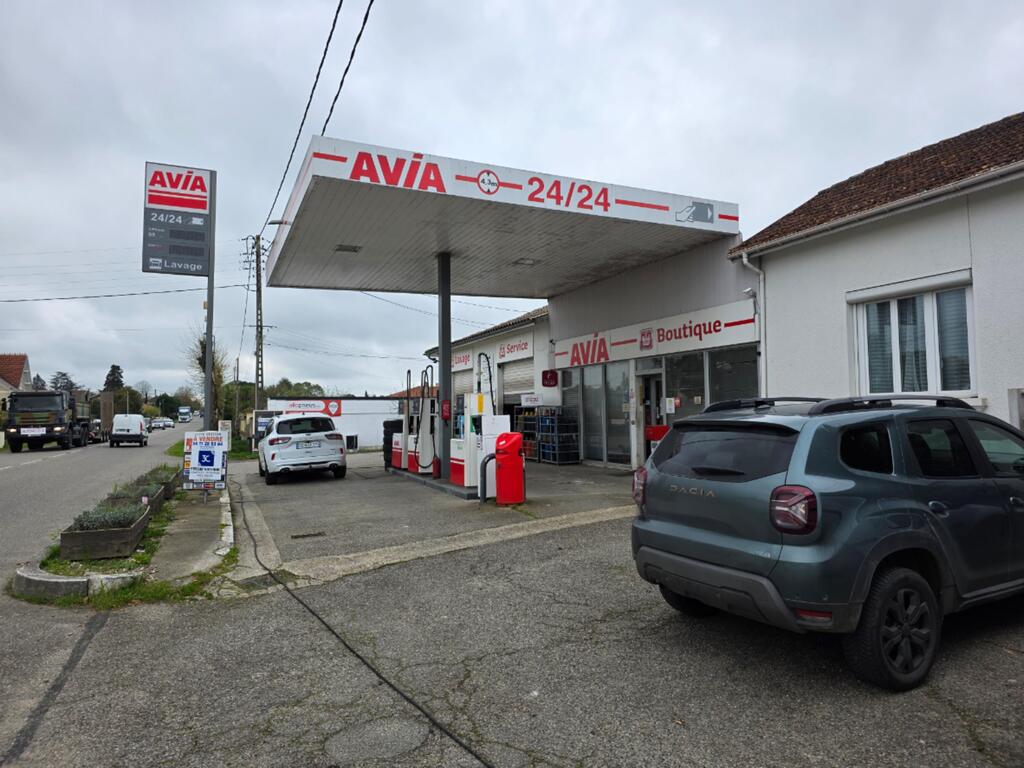 Fonds de commerce à vendre - Centre auto - Brugnens (32500) - 66 000 €