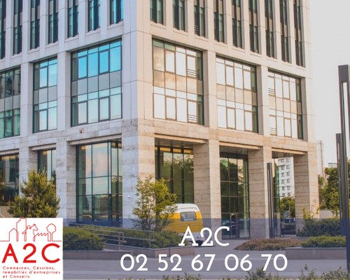 À LOUER  BUREAUX 354 m²  ZONE DACTIVITÉ NORD