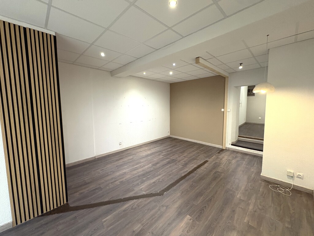 Local commercial 35m² - Ideal esthétique/soins