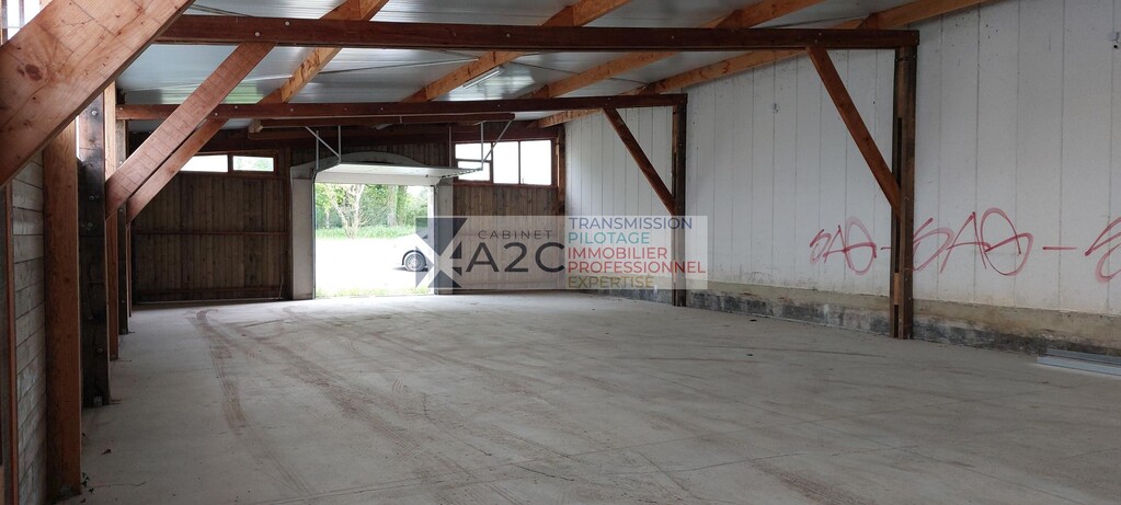 LOCAL D'ACTIVITÉ DE 129 M² À LOUER